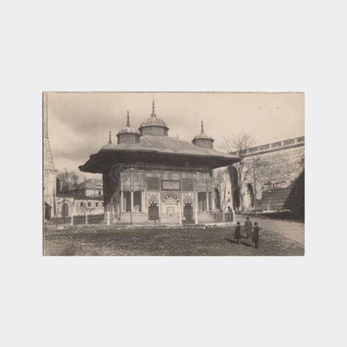 1930 Üçüncü Ahmet Çeşmesi Görünüş Kartpostal