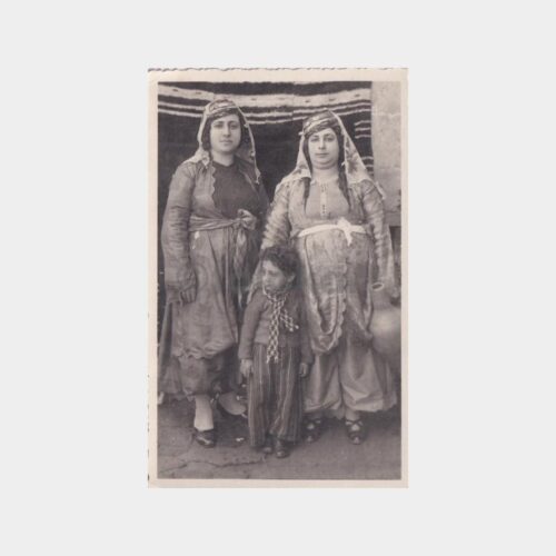 folklor-giysili-kadinlar